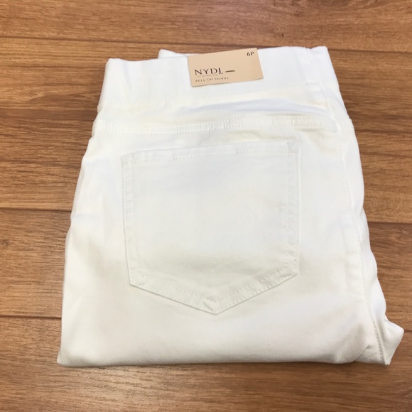 NYDJ pull on pants size 6P - Picture 1 of 7